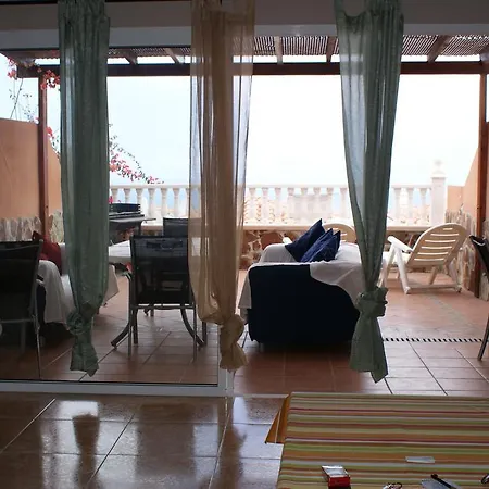 Townhouse Roque Del Conde